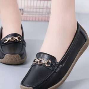 ELEGANT BLACK LOAFERS WITH GOLD CHAIN